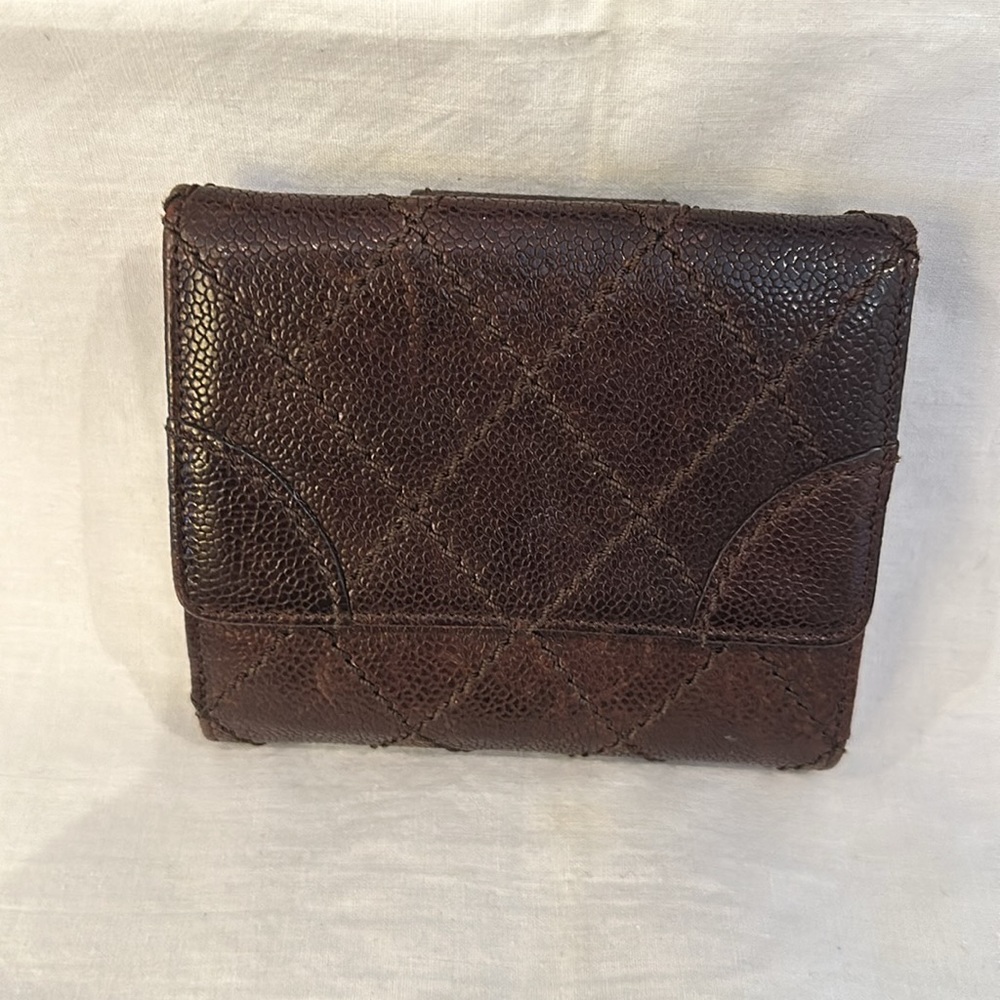 Chanel brown caviar leather compact wallet/coin, full set with original receipt - Picture 3 of 12